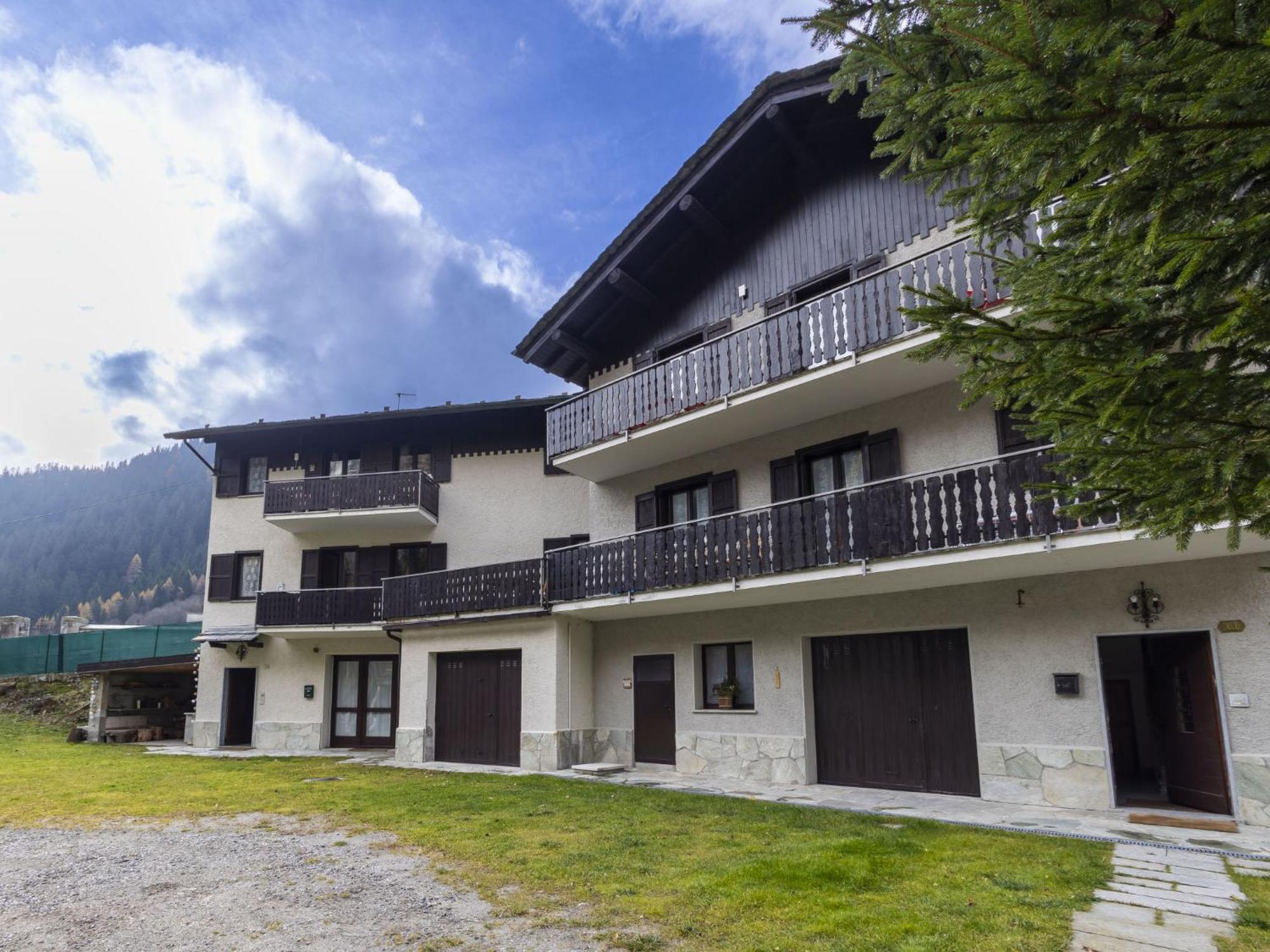 Apartment Isola Di Madesimo Apartments-1 By Interhome 외부 사진